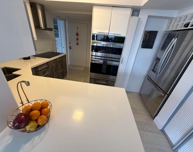 330 Se 20th Avenue - Photo Thumbnail 15