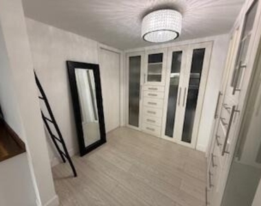 330 Se 20th Avenue - Photo Thumbnail 6