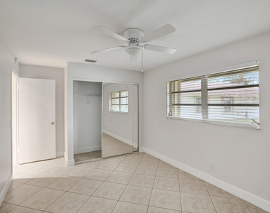 3747 E Valley Green Drive - Photo Thumbnail 20