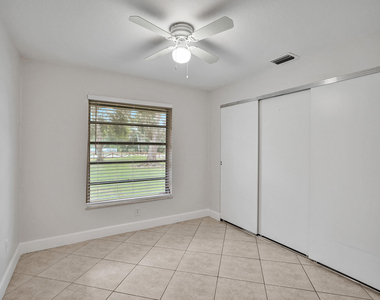 3747 E Valley Green Drive - Photo Thumbnail 14