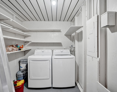 3747 E Valley Green Drive - Photo Thumbnail 29