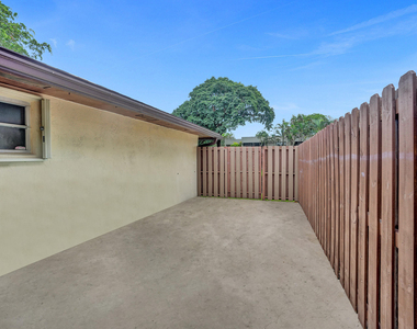 3747 E Valley Green Drive - Photo Thumbnail 30