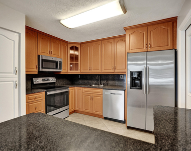 3747 E Valley Green Drive - Photo Thumbnail 6
