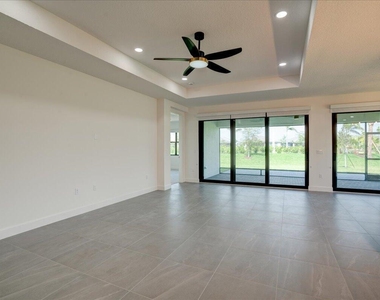 12474 Sw La Costa Street - Photo Thumbnail 15