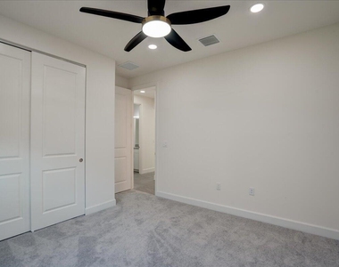12474 Sw La Costa Street - Photo Thumbnail 31