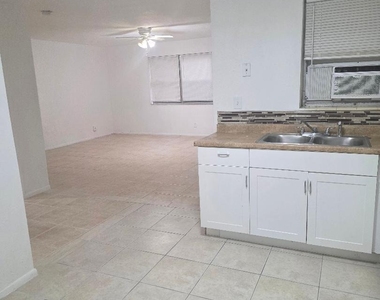 3800 Sw 2nd Court - Photo Thumbnail 9