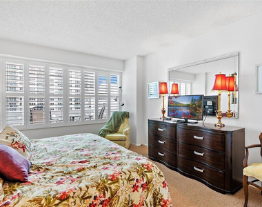 4010 Galt Ocean Drive - Photo Thumbnail 7