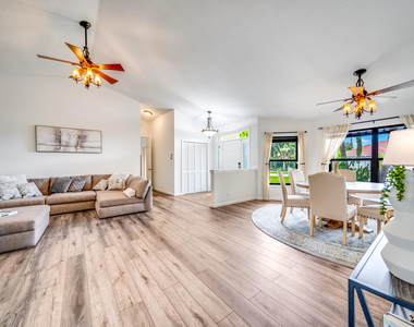 1637 Farmington Circle - Photo Thumbnail 20