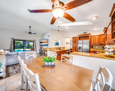 1637 Farmington Circle - Photo Thumbnail 31