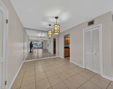 6521 Bay Club Drive - Photo Thumbnail 16