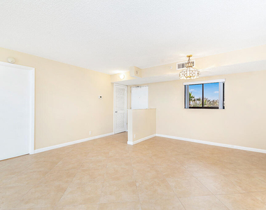 400 Ocean Trail Way - Photo Thumbnail 9