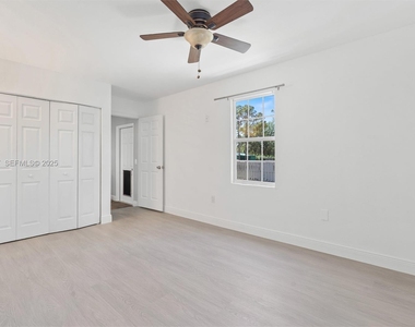 11448 N 68th St Street N - Photo Thumbnail 24