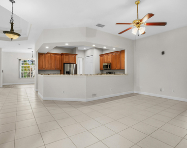 1092 Sw Majorca Avenue - Photo Thumbnail 13