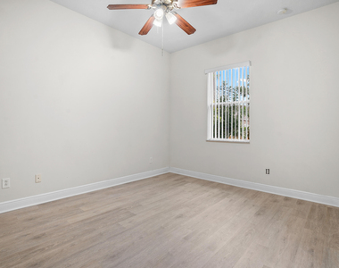 1092 Sw Majorca Avenue - Photo Thumbnail 27