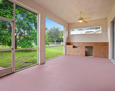 1092 Sw Majorca Avenue - Photo Thumbnail 17