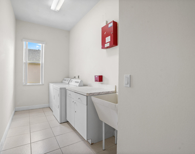 1092 Sw Majorca Avenue - Photo Thumbnail 22