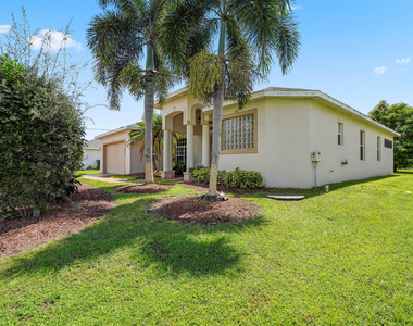 1092 Sw Majorca Avenue - Photo Thumbnail 3