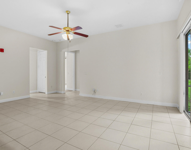 1092 Sw Majorca Avenue - Photo Thumbnail 16