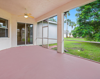 1092 Sw Majorca Avenue - Photo Thumbnail 18