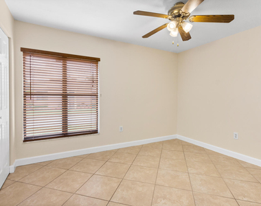 8871 Sw 6th Street - Photo Thumbnail 5