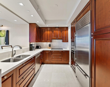2700 N Ocean Drive - Photo Thumbnail 2