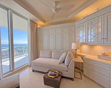 2700 N Ocean Drive - Photo Thumbnail 18