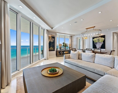 2700 N Ocean Drive - Photo Thumbnail 11