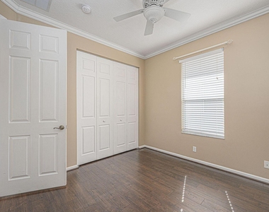 137 Nw Magnolia Lakes Boulevard - Photo Thumbnail 8