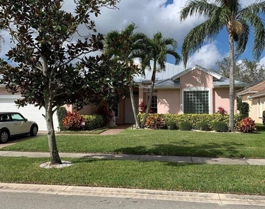 137 Nw Magnolia Lakes Boulevard - Photo Thumbnail 3