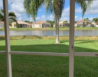 137 Nw Magnolia Lakes Boulevard - Photo Thumbnail 6