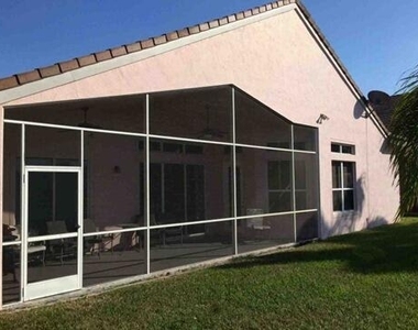 137 Nw Magnolia Lakes Boulevard - Photo Thumbnail 2