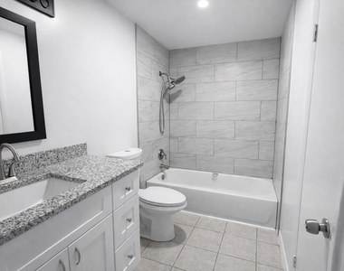 5010 Killarney Avenue - Photo Thumbnail 3
