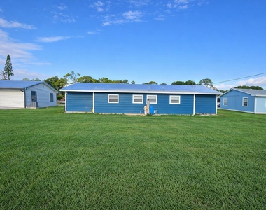 5010 Killarney Avenue - Photo Thumbnail 7