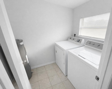 5010 Killarney Avenue - Photo Thumbnail 6