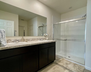 10574 Sw Cambria Lane - Photo Thumbnail 18