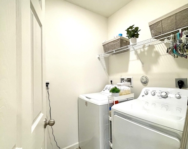 10574 Sw Cambria Lane - Photo Thumbnail 12