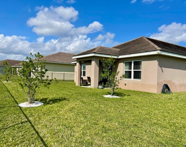 10574 Sw Cambria Lane - Photo Thumbnail 39