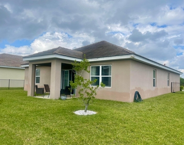 10574 Sw Cambria Lane - Photo Thumbnail 33