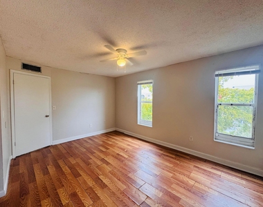 2800 Nw 56th Avenue - Photo Thumbnail 19