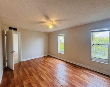 2800 Nw 56th Avenue - Photo Thumbnail 11