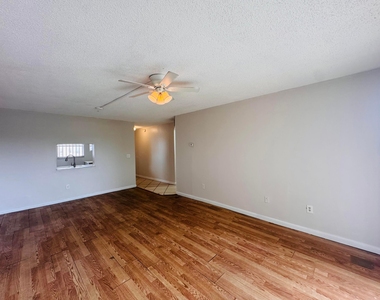 2800 Nw 56th Avenue - Photo Thumbnail 8