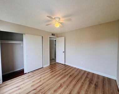 2800 Nw 56th Avenue - Photo Thumbnail 23