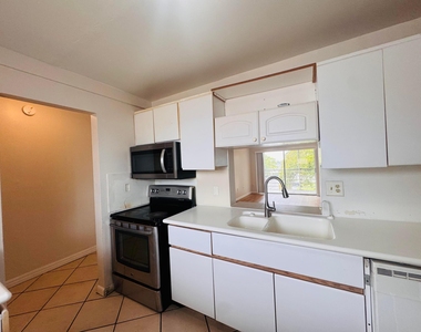 2800 Nw 56th Avenue - Photo Thumbnail 4