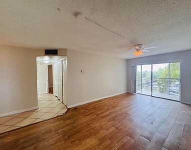 2800 Nw 56th Avenue - Photo Thumbnail 7