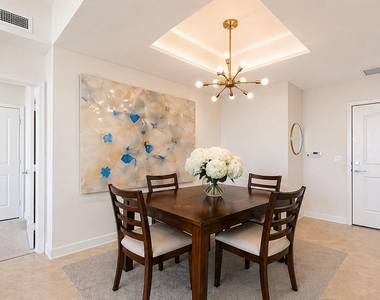 701 S Olive Avenue - Photo Thumbnail 2