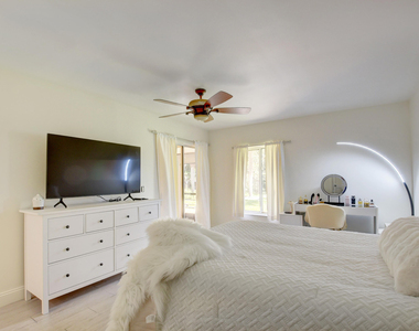 4666 S Fountains Drive S - Photo Thumbnail 14