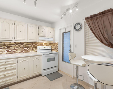 4191 Nw 41st Street - Photo Thumbnail 6