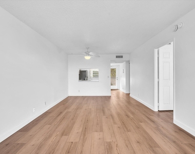 9470 Poinciana Place - Photo Thumbnail 30