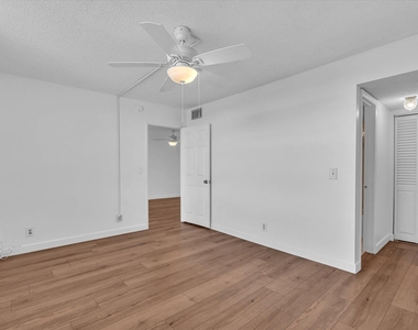 9470 Poinciana Place - Photo Thumbnail 37