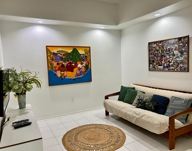 2431 Nw 59th Street - Photo Thumbnail 5